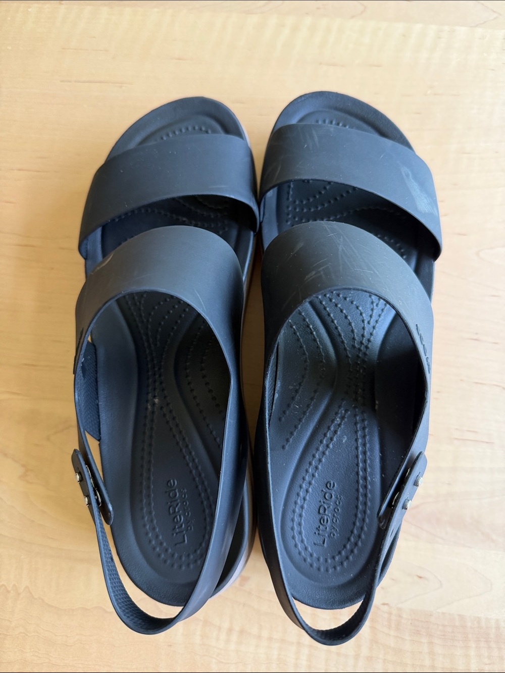 CROCS Brooklyn Low Wedge Sandals Lite Ride - Picture 4 of 11